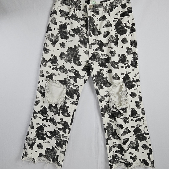 NWT Blue Buttercup Factory distressed cow print pants size large - Picture 10 of 15